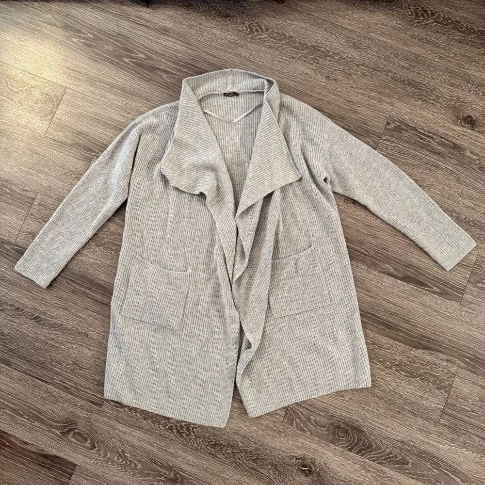 J. McLaughlin Ribbed Cashmere Open Cardigan